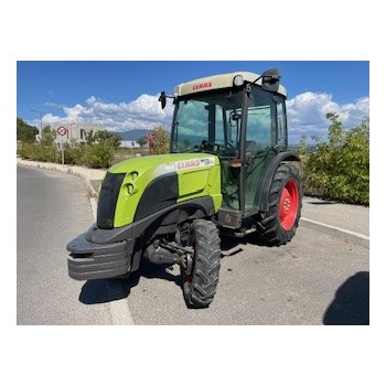 CLAAS NECTIS 227 VL CABINE 4RM