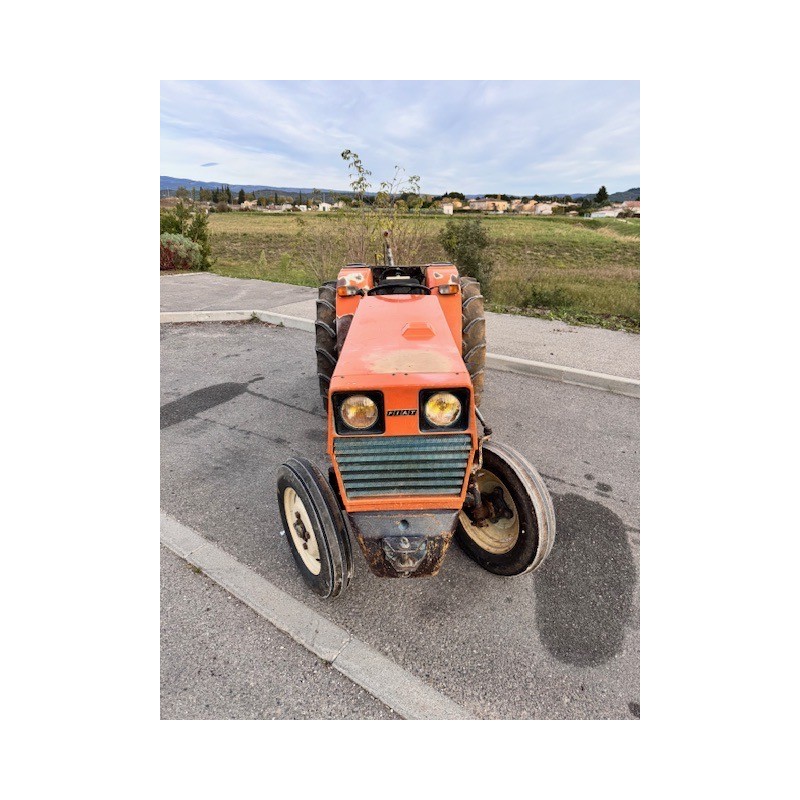 tracteur someca 470V 2RM (VENDU)