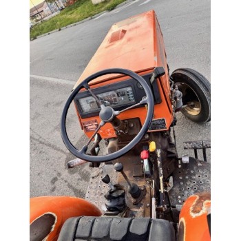 tracteur someca 470V 2RM (VENDU)